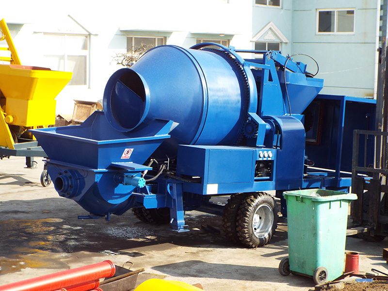 diesel concrete mixer with pumps