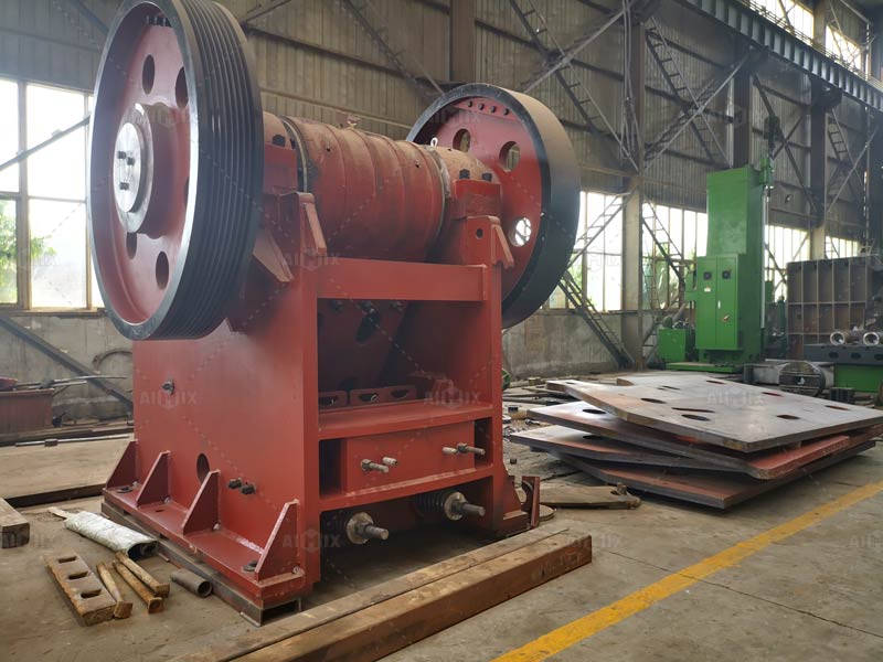 APJ 7510E jaw crusher in factory